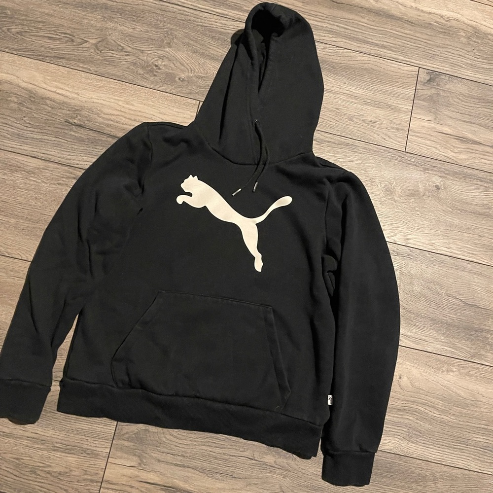PUMA Sweatshirt